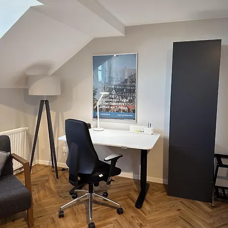 Dom I - Modern & Zentral Mit Kostenfreiem Parkplatz Fulde