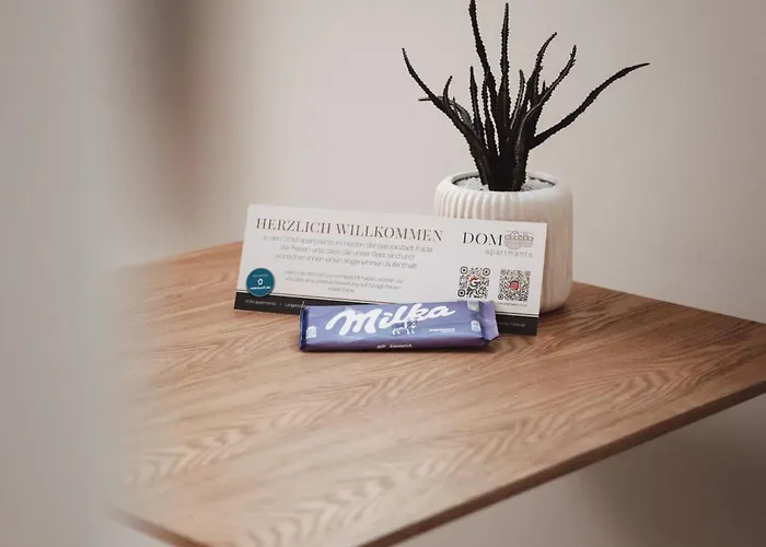 Dom I - Modern & Zentral Mit Kostenfreiem Parkplatz Appartement Fulde