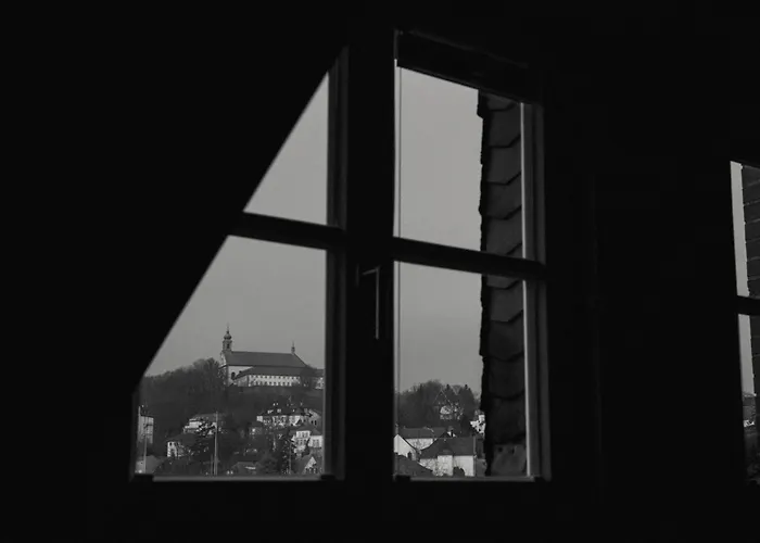 Dom I - Modern & Zentral Mit Kostenfreiem Parkplatz * Fulde