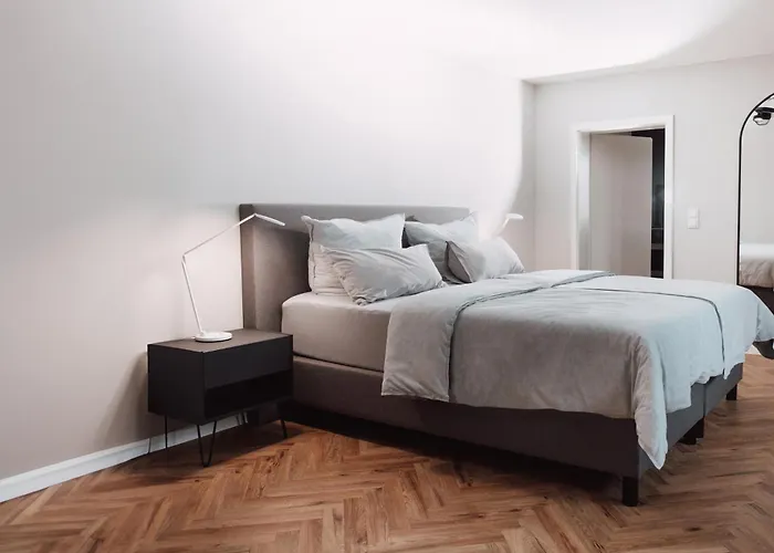 Dom I - Modern & Zentral Mit Kostenfreiem Parkplatz Appartement Fulde